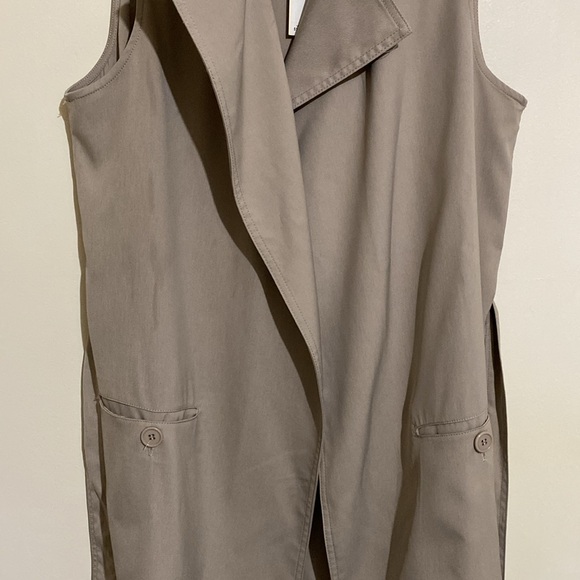 NWT Max Studio Women’s Sleeveless Belted Long Vest Cobblestone Beige Neutral L - Picture 5 of 12